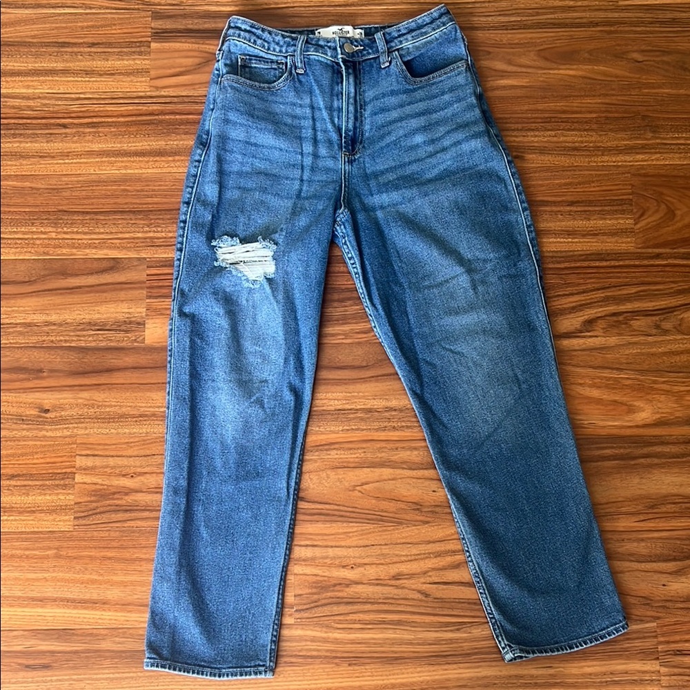 Hollister High Rise Straight Jeans